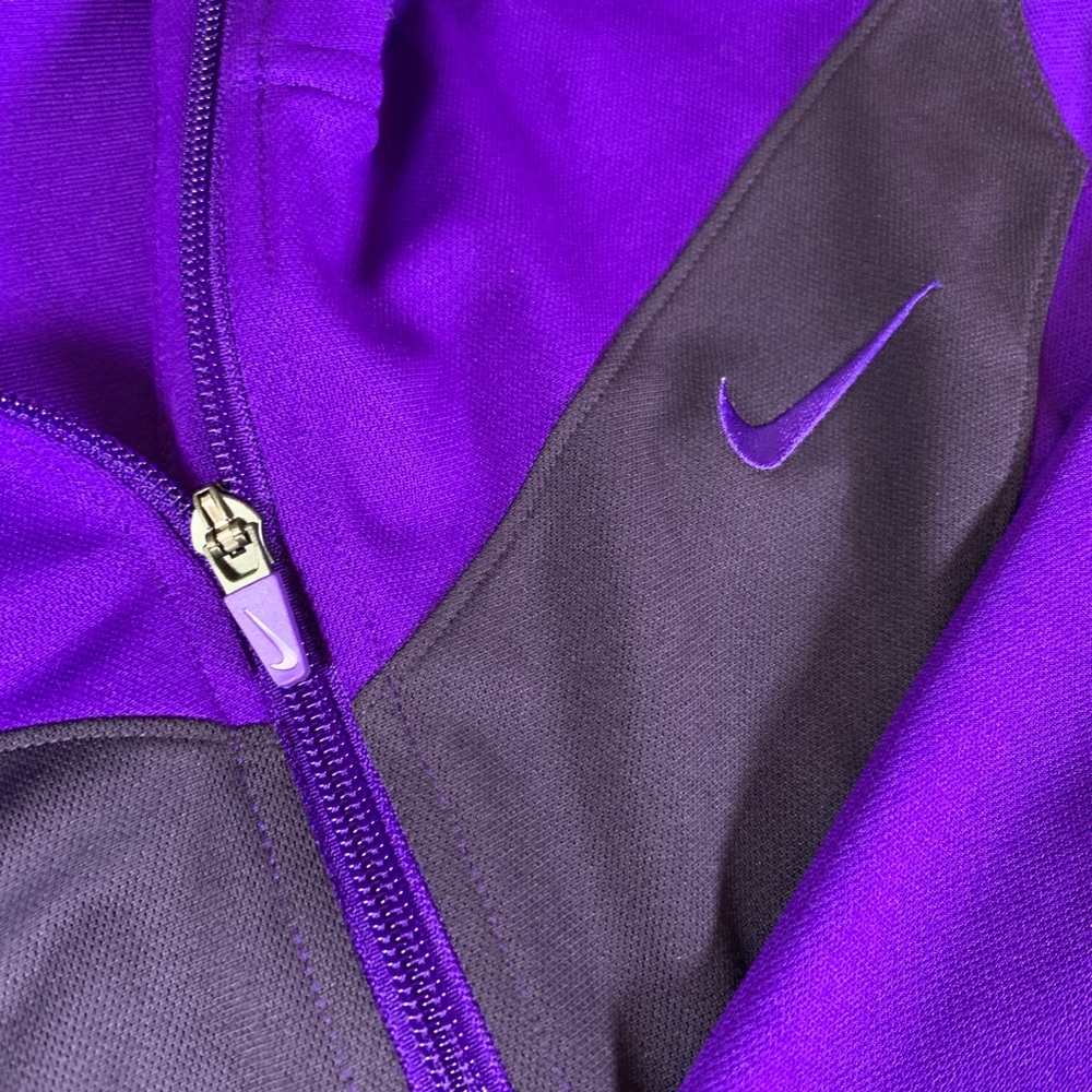 Nike Dri-Fit Zip Jacket - Picture 6 of 8